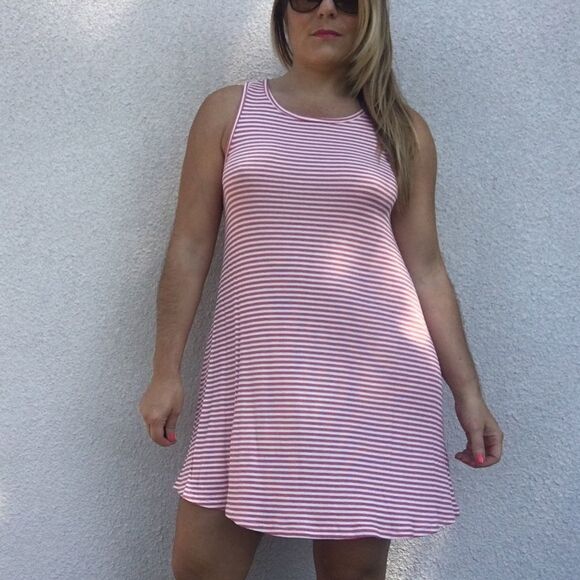 Coral and Ivory striped Shift Dress - Picture 2 of 4
